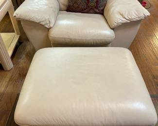 Italsofa Leather Chair w/Matching Ottoman