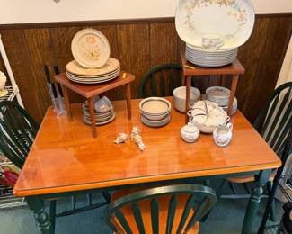 Kitchen Table and Chairs