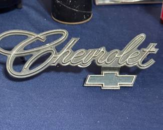 I'm in a drop-top Chevy with the roof wide open
My partners looking at me to see if my eyes open
'Cause I've been dranking and I've been smoking
And flying down 285 but I'm focused
454 SS, I race Porsches