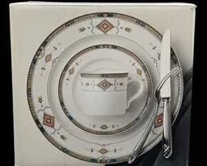 Stoneware 20 Piece Dinnerware Set Service for Four Southwest Pattern Boxed