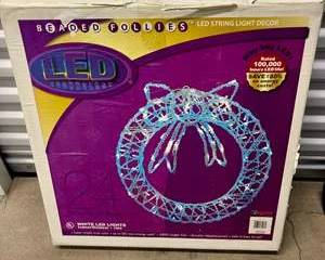 Beaded Follies 24” LED Wreath w/ Bow Christmas Light Decor Indoor Outdoor