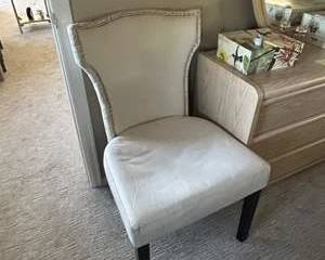 Vintage-Style Upholstered Accent Chair w/ Nailhead Trim & Script Back – Neutral Fabric