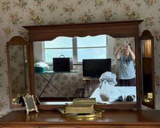 Dresser with mirrors matches bedroom furniture
