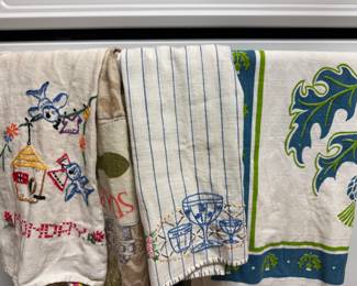 Vintage Kitchen towels