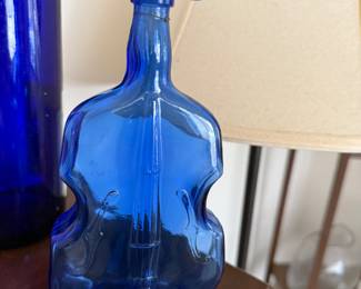 Violin vase bottle
