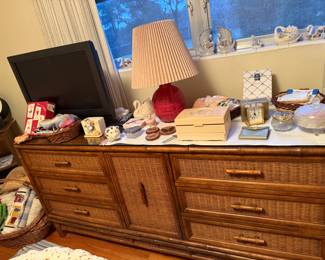 Dresser, tv, pretty ladies items