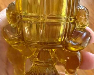 Peek a boo toothpick holder