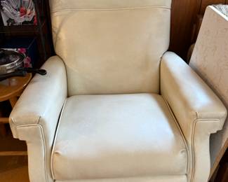 Nice vintage recliner