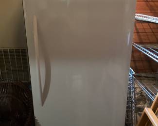 FRIGIDAIRE FREEZER