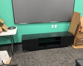 Screen for projectors