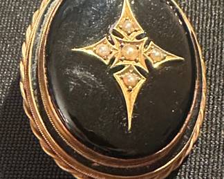 Victorian Mourning Brooch
