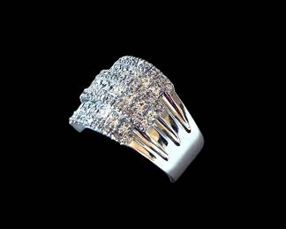 White Gold & Diamond Ring