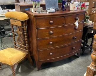 Vintage dresser, prayer chair