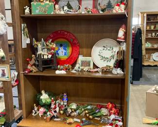More Christmas decorations and ornaments, Cabinet with shelves above (2 pieces)
