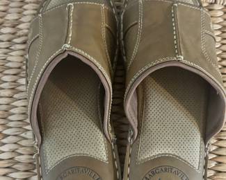 Margaritaville Soles of the Tropics Camel Leather Slide NEW Sandals Size 11 $45