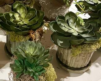 2 Vntg McCoy Pottery Bamboo Planters 4.5hx6”Rnd w/ Attached Saucer #0373 +Greens $45
(1) 8”x 5 $35