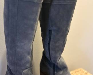 Horton 20”h New Boots Gray Blue Suede, sz 8/39 $75