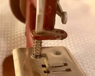 Antique Stich Mistress daughter sewing machine $50