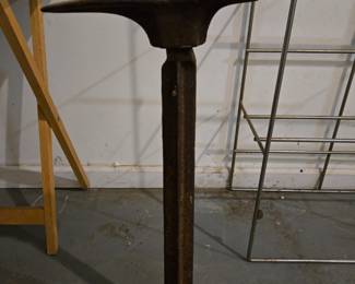 Cast iron cobbler shoe stand