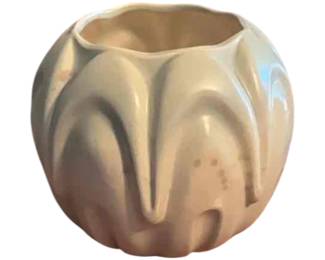 Red Wing Pottery USA 1245 ribs ceramic vase. Circa 1950s to 1960s.