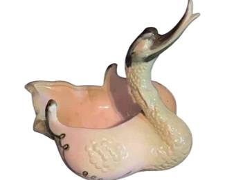 Hull pottery, yellow and green swan planner with pink interior. Circuit 1950s to 1960s.