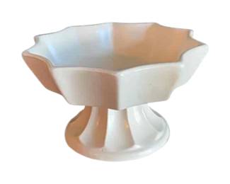 Hull pottery cream colored footed candy dish circuit 19 forties to 1950s