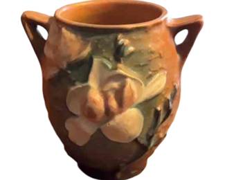Roseville pottery poppy line jardiniere with the double handles. Circuit 1938.