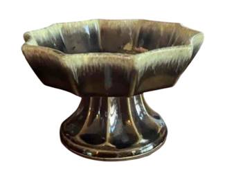 Hull pottery scout pedestal dish with deep glaze. Circa mid-20th century.