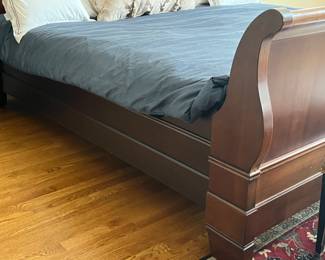 king wood sleigh bed