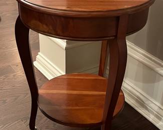round side table