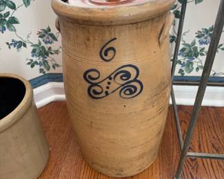 Antique 6 Gallon Butter Churn Crock with Lid