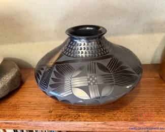 MATA ORTIZ Black on Black Pottery Vase by DOVA