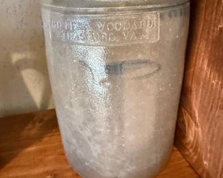 MILLER & WOODWARD Strasburg VA Stoneware Crock