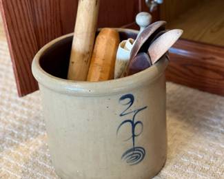 Antique RED WING 2 Gallon Bee Sting Double P Salt Glaze Stoneware Crock