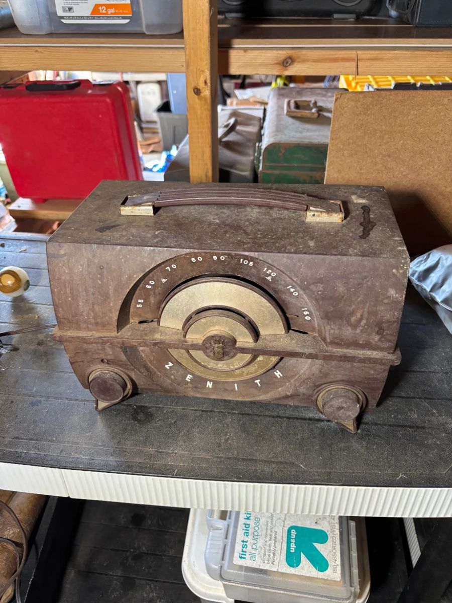 Vintage radio