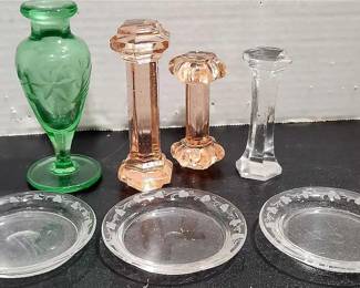 Glass Decor Pieces Uranium