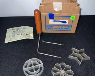 Nordic Ware Rosettemaking Set