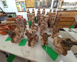 Variety of Peruvian ceramics