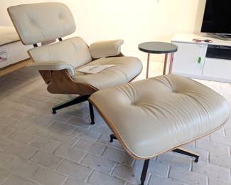 Impeccable white leather Eames chair with ottoman!