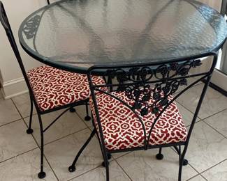 Iron Kitchen Tables With 4 Chairs