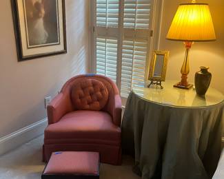 Pair of arm chairs (one pictured), pair of Italian glass lamps (one pictured), misc decor