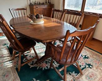 Oval Dining Table w/ 8 Chairs