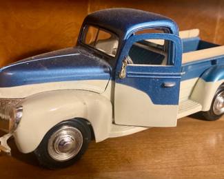 1940 Ford Pickup Truck Diecast Model