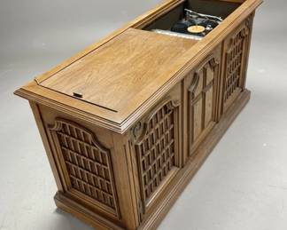 Magnavox Astro-Sonic Console Stereo