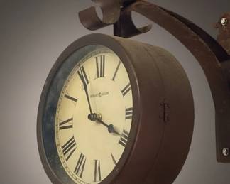 Vintage Howard Miller Station Clock