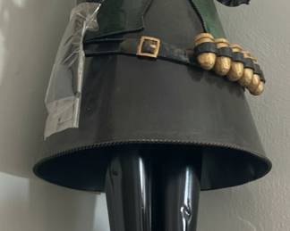 Artistic Metal Bear Sculpture