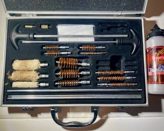 Copperhead 2500 BBs Pour Container with Gun Cleaning Kit