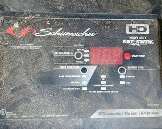 Schumacher Heavy-Duty Built-In Starting Battery Charger