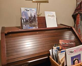 For the right price, includes the music light and music (not basket)