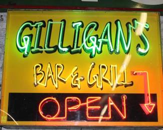 Vintage Giligan's Bar & Grill Lighted Sing 36" x 48" x 11"
